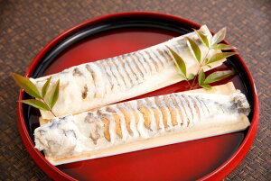 【ふるさと納税】【PRキャンペーン対象】近江本にごろ ふなずし「比目の魚」雄雌セット 発酵食品 滋賀県産 にごろぶな 雄200g1尾 雌200g1尾