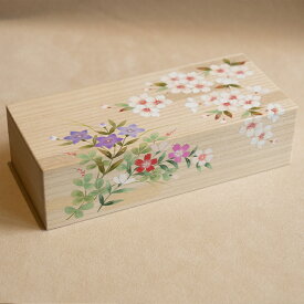 【ふるさと納税】【箱藤商店】桐製めがね箱〈京都日本画絵師絵付け〉 | 京都市 京都 京 めがね箱 日本画 箱藤商店 老舗 桐製 箱 伝統技術 お土産 ご当地 ギフト お祝い 内祝い