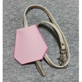 【ふるさと納税】キーカバー大　牛革プリズム型押し/ピンク【1657329】