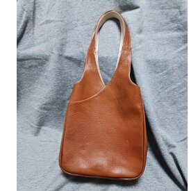 【ふるさと納税】シュリンクレザー本革手提げバッグ　キャメル【配送不可地域：沖縄県】【1702321】