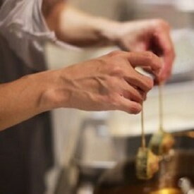 【ふるさと納税】「串揚＋燻製」TE kara TE　のお食事券（026_5001）