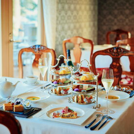 【ふるさと納税】オーベルジュ フレンチの森 The Afrernoon Teaお食事券(2名様ペア利用チケット)　淡路島 観光 ペアチケット