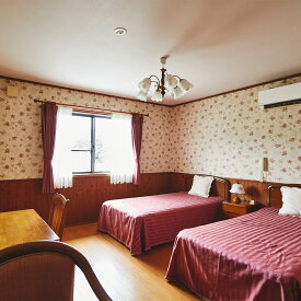 【ふるさと納税】優雅な一軒家「B&B Asuka」で過ごす1泊2日　ペア宿泊券
