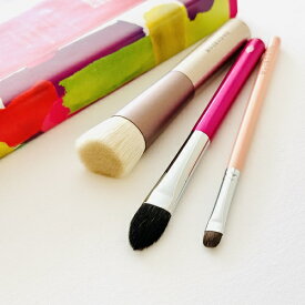 【ふるさと納税】熊野化粧筆　迷える乙女の3本セット　メイクブラシ　熊野筆　化粧筆　ファンデーション　アイシャドー　シャドーライナー　眉ブラシ　コームブラシ　化粧ブラシ　化粧筆セット