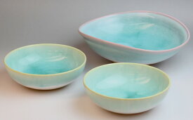 【ふるさと納税】萩焼 大鉢＆ボウルセット 和食器 大鉢 中鉢 ボウル 3点セット どんぶり サラダボウル 皿 和皿 鉢 おしゃれ お洒落 食器 おしゃれ食器 和風食器 器 うつわ お皿 陶器 ギフト プレゼント 人気 モダン 和モダン かわいい 山口県 萩市 日本製 グリーン 緑色