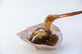 【ふるさと納税】わらびもち 萩ノ早蕨 わらび餅 中×2 生菓子 菓子 デザート きな粉 和菓子 国産 日本産 プレゼント ギフト プチギフト 人気 スイーツ お菓子 山口県 萩市 内祝い 贈り物 誕生日プレゼント お取り寄せスイーツ お祝い お見舞い 贈答用 お中元 出産祝い