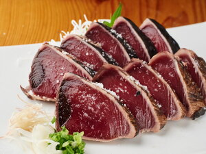 【ふるさと納税】 うまいちや かつおわら焼きたたき 小 4本セット もっちり食感 鰹 カツオ 土佐 高知名物 わら焼き 藁焼き 新鮮 魚 海鮮 かつおのたたき 刺身 たたき丼 おつまみ 小分け 個包