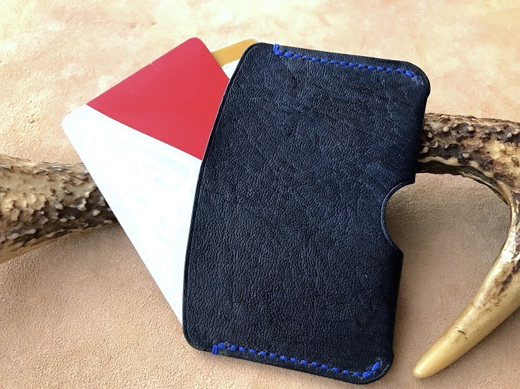 鹿革のカードケース -紺-（シンプル小さめ）革小物 レザー 定期入れ パスケース 免許証カバーのサムネイル