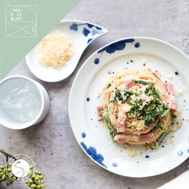 【ふるさと納税】有田焼 青と白の可愛い食器 3点セット【まるぶん】食器 器 うつわ 磁器 陶磁器 皿 大皿 プレート 見込牡丹 小皿 しずく クローバー カップ フリーカップ マット 3点 セット ホワイト ブルー 食洗機対応 A30-819