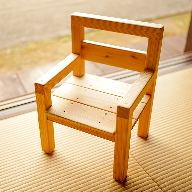 即出荷】 木の椅子 ハンドメイド ienomat.com.br