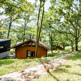 【ふるさと納税】outsideBASE mizukami バンガローレギュラーシーズン利用券 [5名/車1台] 1枚 キャンプ アウトドア ご利用券 施設利用券 宿泊券 商品券 チケット ホテルドッグラン 旅行 観光 熊本県 水上村 送料無料