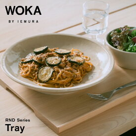 【ふるさと納税】WOKA トレイ 延岡産 ヒノキ 1人分 食事 配膳 スタンダード サイズ 延岡生まれ 立ち上がり 最小限 ウレタン塗装仕上げ 汚れ 落ちやすい お盆 シンプル 受注生産品 キッチン雑貨 日用品 国産 日本製 お取り寄せ 宮崎県 延岡市 送料無料