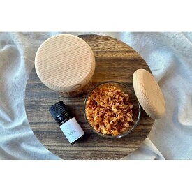 【ふるさと納税】屋久杉精油3ml＆屋久杉蓋ディフューザーセット | 化粧品 コスメ