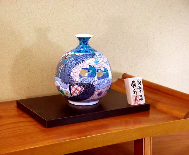 楽天市場】有田焼・伝統工芸・総手描き染錦金彩鴛鴦花絵飾り花瓶陶芸 