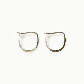 MELISSA JOY MANNING/メリッサジョイマニング】Sterling silver small half round hoops in Silver