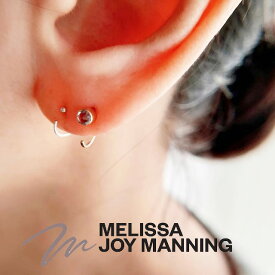 【MELISSA JOY MANNING/メリッサジョイマニング】Sterling silver Swiss blue topaz bezel-set hug earring