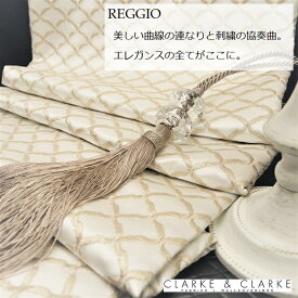 輸入生地　幾何学柄商品名：REGGIO/Ivory ブランド名：CLARKE＆CLARKE(クラーク＆クラーク）＊ハーフカット＊50cm以上10cm単位イギリス　生地　幾何学　刺繍　カルトナージュ 茶箱　ゴールド　エレガント　巾着　財布　カット売り　白　人気