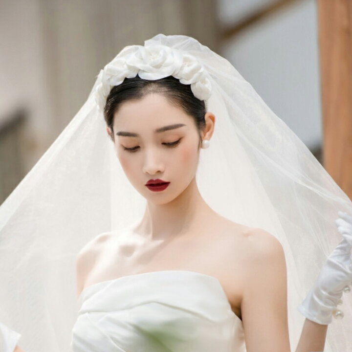 楽天市場】ホワイト ローズ モチーフの女優 ヘッドドレス カメリア 