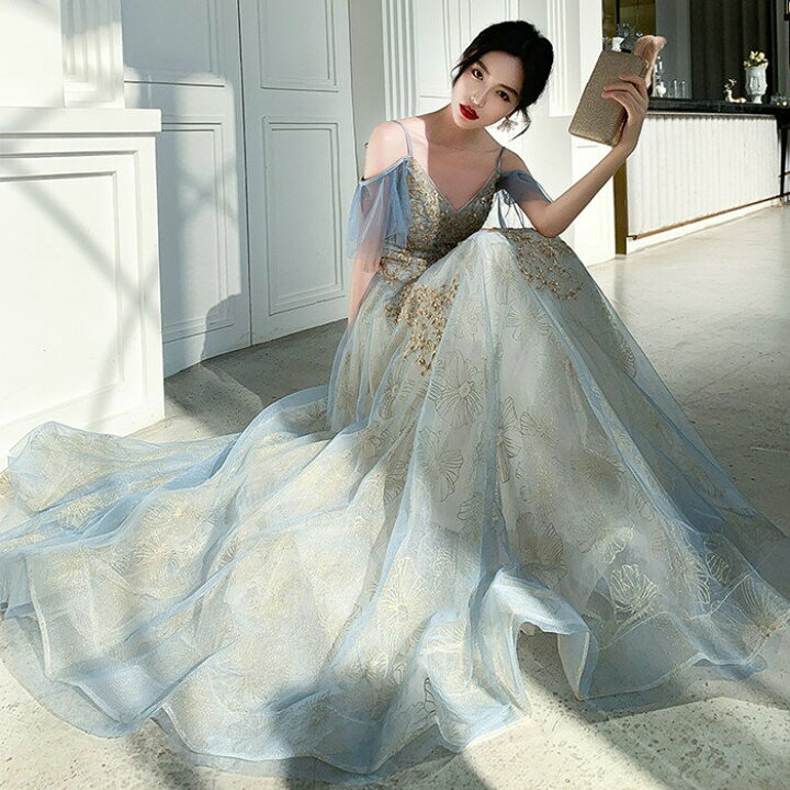 楽天市場】ウェディングドレス【着後レビュー特典】華やかゴールト刺繍  