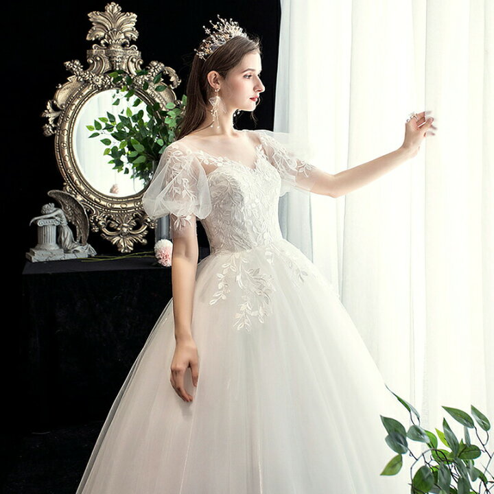 楽天市場】ウェディングドレス 【着後レビュー特典】贅沢レース使いで  