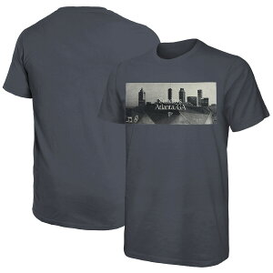 yObYzNFL t@RY TVc Majestic/}WFXeBbN Y OC (23 Falcons Sundays Skyline Charcoal T-shirt)
