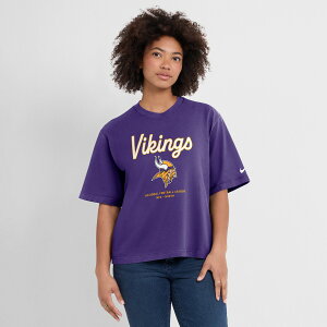 �y�����O�b�Y�zNFL �o�C�L���O�X T�V���c Nike/�i�C�L ���f�B�[�X �p�[�v�� (25 Women's Nike Primetime Essential Script Boxy SST)