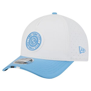 �y�����O�b�Y�zMLS �j���[���[�N�E�V�e�BFC �A�W���X�^�u���L���b�v New Era/�j���[�G�� �����Y �z���C�g (New Era Mens 2026 MLS Kick Off 940 A Frame)