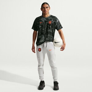 �y�����O�b�Y�zNATIONAL TEAM �I�����_��\ T�V���c Nike/�i�C�L �����Y �O���C (NIK SU26 Men's AOP SS Tee)