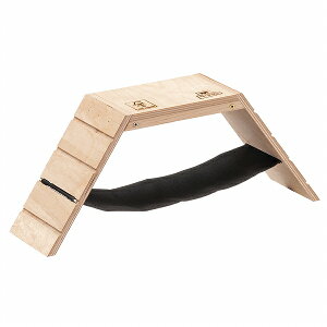 ؐ ARCADE ubW   nX^[ C^AferplastА