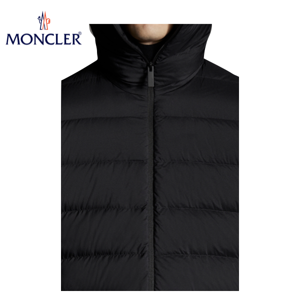 MONCLER Zipper Cardigan Mens Black Top 2021AW モンクレール ダウン入りフード付きカーディガン メンズ  ブラック トップス 2021-2022年秋冬 | fashionplate