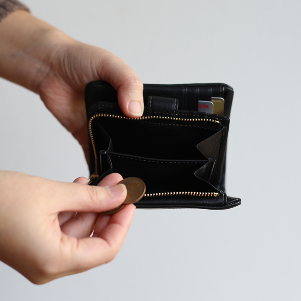 楽天市場】サンク CINQ 財布 ２つ折り財布（ブラック） : FAVOR