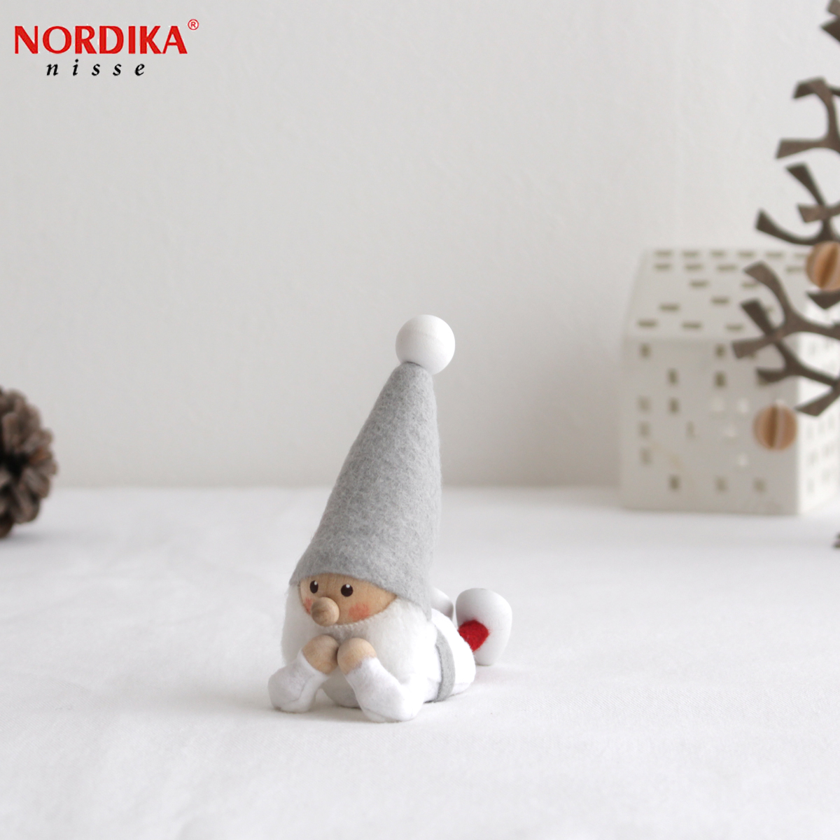 ノルディカニッセ 寝転がるサンタ サイレントナイトシリーズ NORDIKA nisse クリスマス 雑貨 木製 人形 北欧 NRD120609