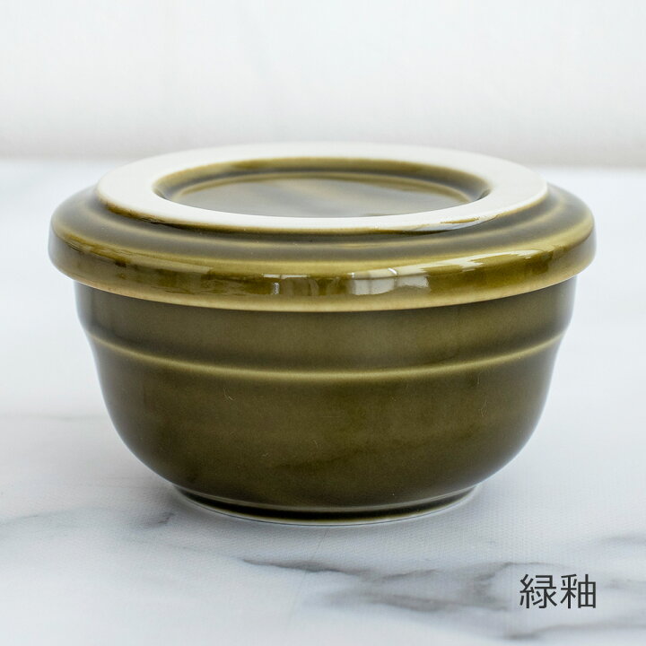 緑と茶色のデザイン陶器 