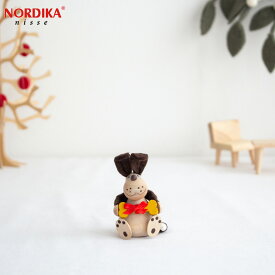 ノルディカニッセ 2023 新作 お菓子を抱えた犬 Joy to the world NORDIKA nisse クリスマス 雑貨 木製 人形 北欧 NRD120769 置物 クリスマスグッズ