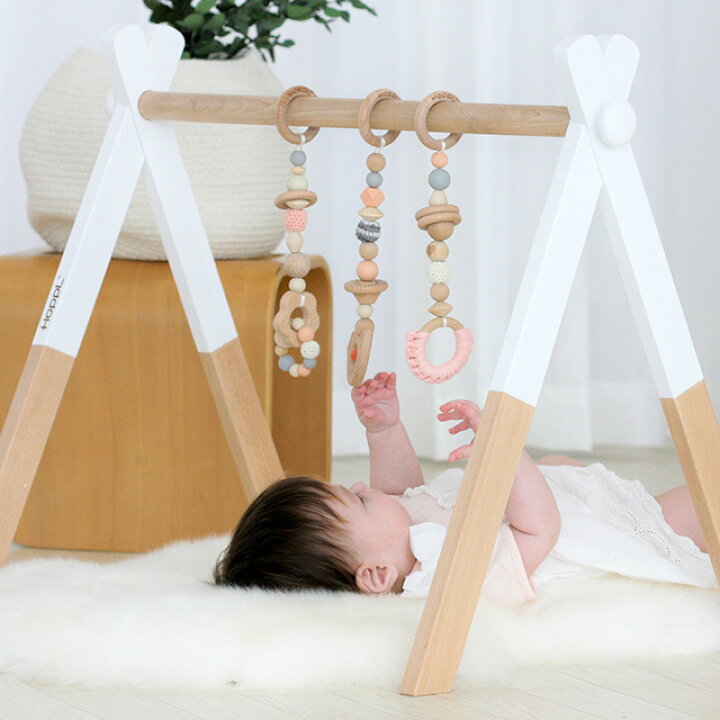 楽天市場 Hoppl Baby Toy Line ベビージムセット ホップル ベビージム プレイジム 赤ちゃん 木製 ベビー 新生児 木 折りたたみ おもちゃ コンパクト 出産祝い 子供 かわいい 可愛い おしゃれ 北欧 0歳 音の出る ファーストトイ 男の子 女の子 歯固め Favras