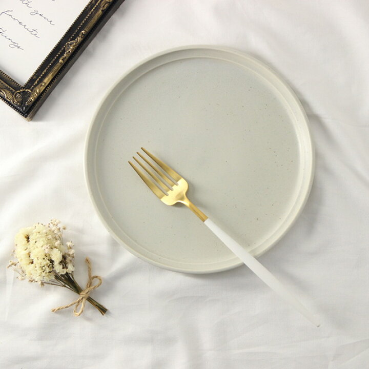 楽天市場 Cutipol Goa クチポール ゴア ホワイトマットゴールド ディナーフォーク Go04gw カトラリー 正規品 ディナー フォーク おしゃれ 結婚祝い 贈り物 オシャレ プレゼント 人気 ステンレス 高級 ブランド テーブルフォーク Favras ファブラス 雑貨 ギフト