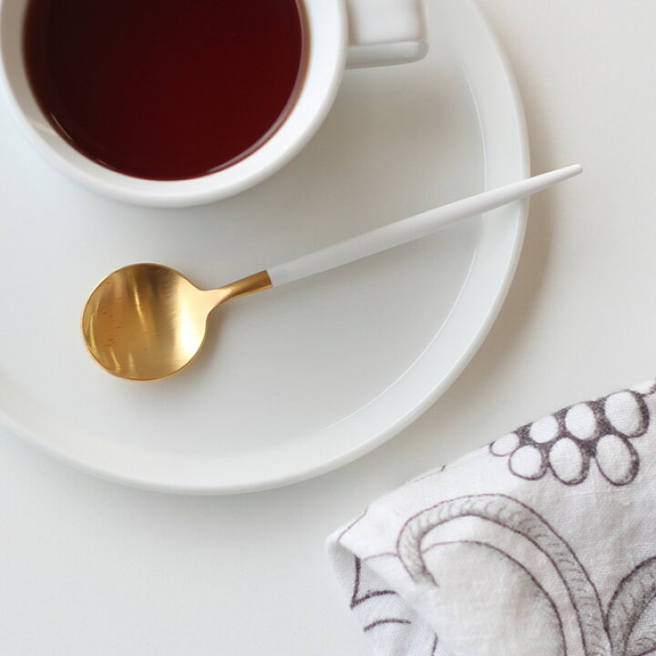 楽天市場 Cutipol Goa クチポール ゴア ホワイトマットゴールド コーヒー ティースプーン Go11gw カトラリー 正規品 スプーン 白 おしゃれ 結婚祝い 贈り物 オシャレ プレゼント 人気 ステンレス 高級 ブランド クポールゴア コーヒースプーン Favras ファブラス