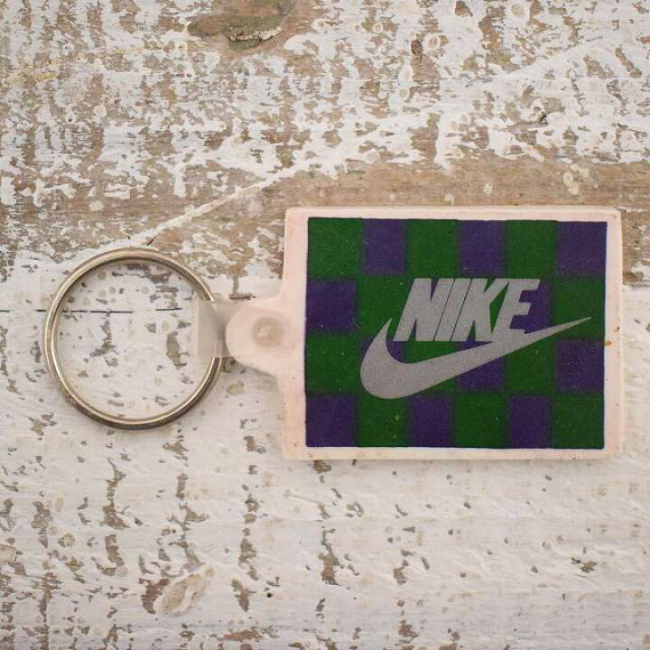 楽天市場 Nike ロゴ ラバーキーホルダー ナイキ ロゴマーク スポーツ ブランド ストラップ 小物 雑貨 古着 ヴィンテージ 中古 メンズ店 ヴィンテージ 古着屋 通販 Feeet
