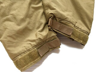 WILDTHINGS製アメリカ軍海兵隊/U.S.M.CECWCSLEVEL7PRIMALOFTPARKAHAPPYSUITCOYOTEプリマロフトパーカーハッピースーツミリタリー中綿長袖無地サイズ:MEDIUM-REGULARコヨーテ【古着】【中古】mellow【あす楽対応】【古着mellow楽天市場店】