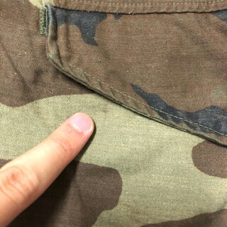 87年製アメリカ軍U.S.ARMYM-65ウッドランドカモフィールドジャケットワッペン付きサイズ:MEDIUM-SHORT【ミリタリージャケット】【古着】古着【中古】中古mellow【あす楽対応】【古着屋mellow楽天市場店】
