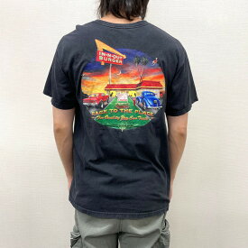 【30％オフ★お得なクーポンあり】US古着 インアンドアウトバーガー IN-N-OUT BURGER LAS VEGAS Tシャツ 半袖 ロゴ RACE TO THE PLACE プリント サイズ：メンズ M ブラック あす楽対応【中古】