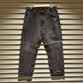 ラングラー Wrangler ブラック デニム パンツ テーパード RELAXED FIT サイズ：W37 L31 ビッグサイズ ブラック 976T1CB【中古】