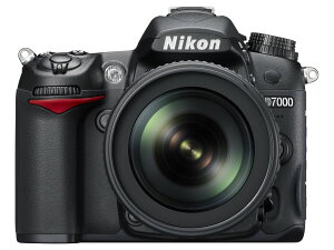 Nikon �f�W�^����჌�t�J���� D7000