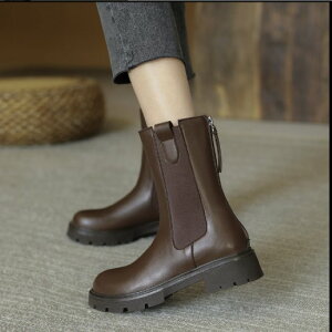 【取寄】サイドゴアブーツ レディース 大きいサイズ ショートブーツ レディース サイドゴア バックファスナー 歩きやすい ラウンドトゥ 無地 ベルト 太めヒール シンプル カジュアル 定番