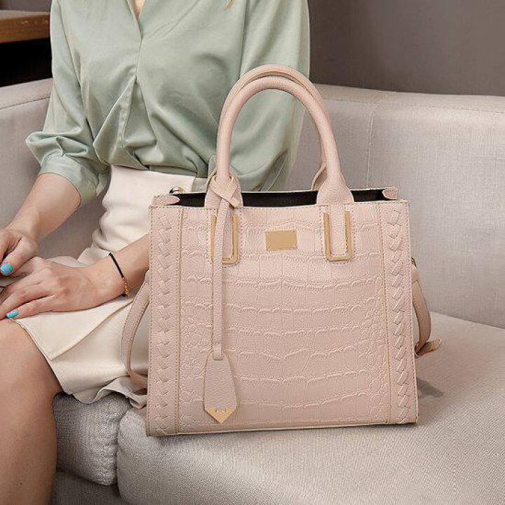 楽天市場】【取寄】ハンドバッグ ショルダーバッグ 肩掛けバッグ 斜め  