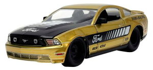 Jada Toys BIGTIME MUSCLE 1/24 2010 �t�H�[�h �}�X�^���O GT �S�[���h/�u���b�N �����i JADA33055