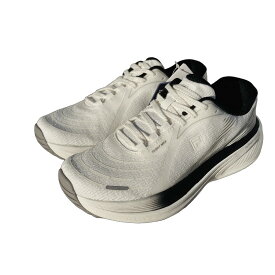 1RM02855H112FILA FLOAT MAX WHITE/WHITE/BLACKカジュアルスニーカー ランニングシューズ