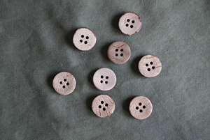 【ボタンセール】ココナッツボタン15mm 丸二穴8個セット