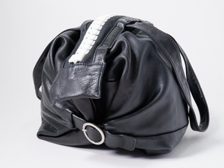 楽天市場】kawa-kawaカワカワ 25bisデカジップ レザー座布団トート  