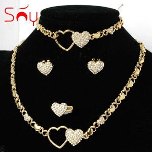 【送料無料】 ピアス 指輪 リング ブレスレット ネックレス ジルコニア ハート レディース ジュエリー セット 素晴らしい ロマンチック ハート型 ジルコン 人気 クラシック トレンド デイリ